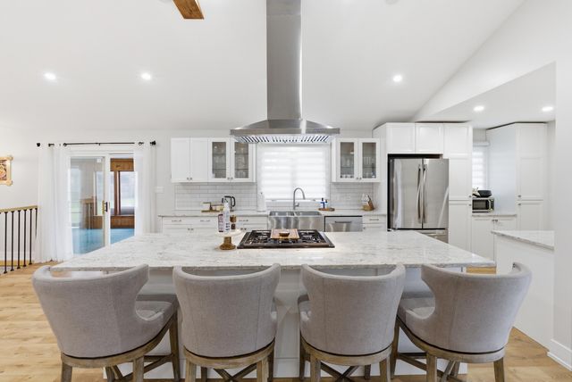 815 Schilling Drive, Dyer, IN 46311