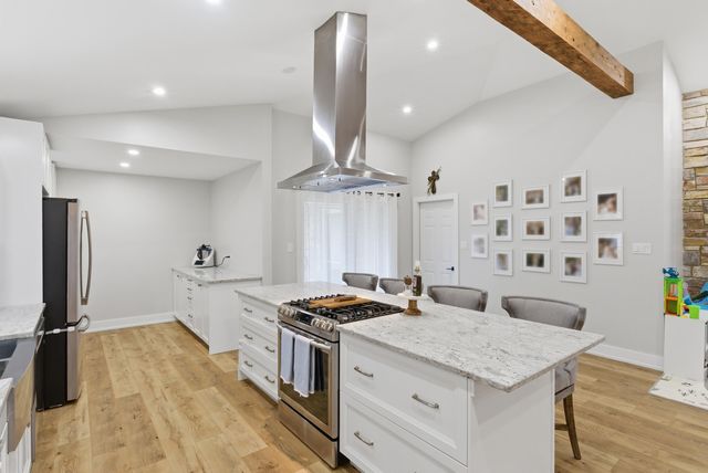 815 Schilling Drive, Dyer, IN 46311