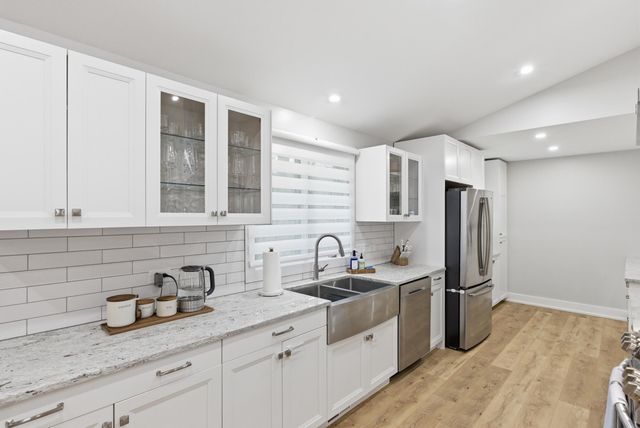 815 Schilling Drive, Dyer, IN 46311