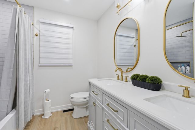 815 Schilling Drive, Dyer, IN 46311