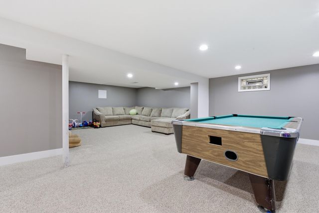 815 Schilling Drive, Dyer, IN 46311