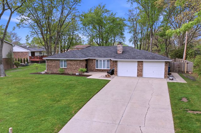 815 Schilling Drive, Dyer, IN 46311