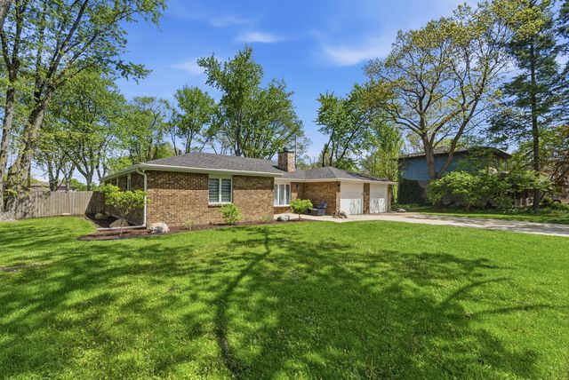 815 Schilling Drive, Dyer, IN 46311