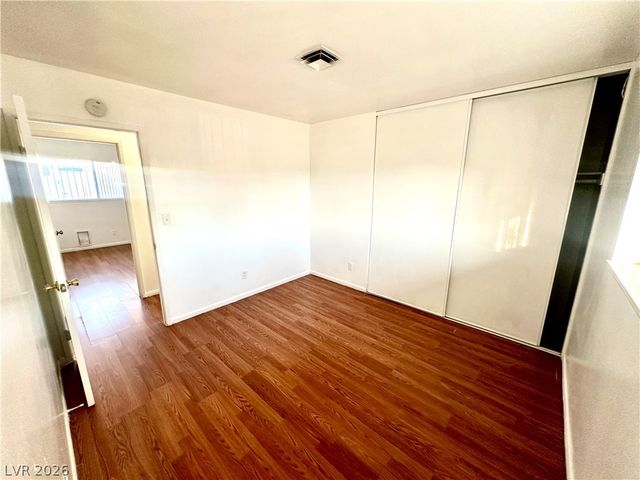 4694 Dennis Way, Las Vegas, NV 89121