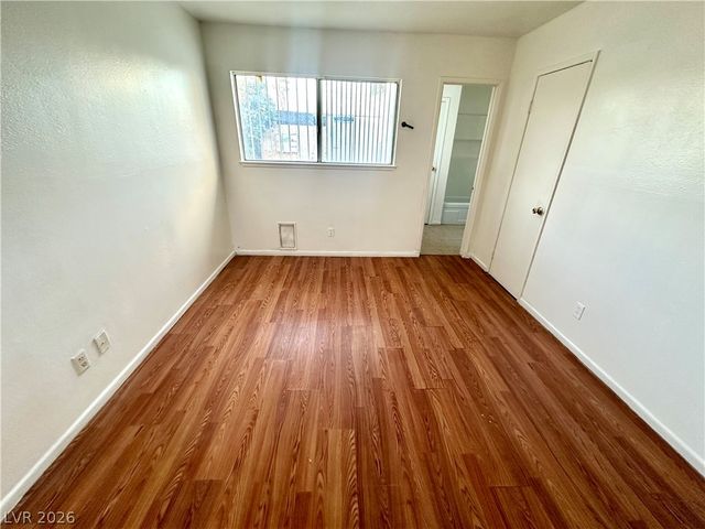 4694 Dennis Way, Las Vegas, NV 89121