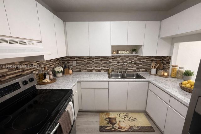 1900 W 68th St B203, Hialeah, FL 33014