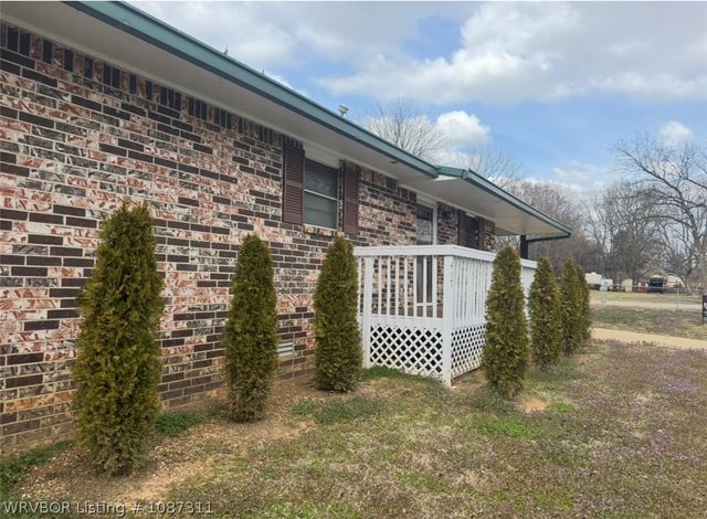 417 Broadway Avenue, Booneville, AR 72927