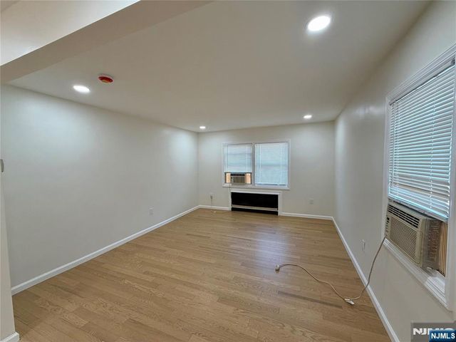 103-107 Mt Vernon Place 2, Newark, NJ 07106