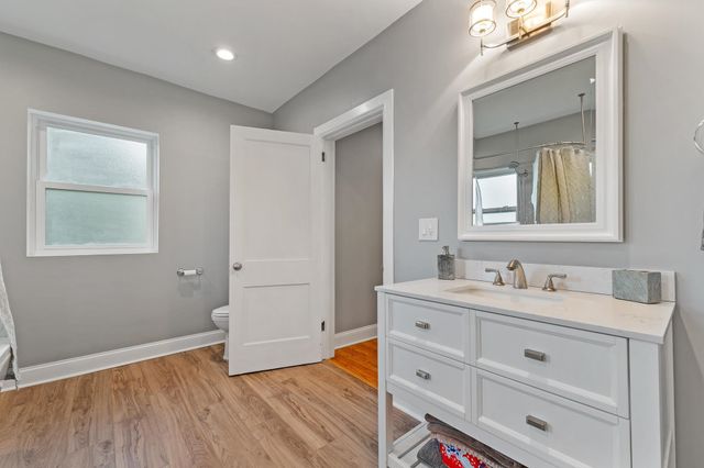 1328 Enslow Blvd, Huntington, WV 25701