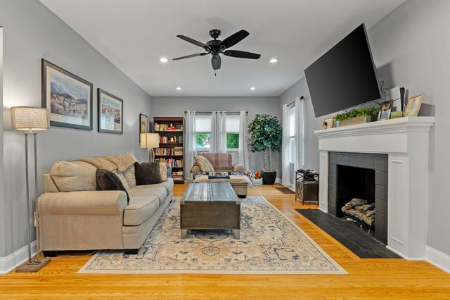 1328 Enslow Blvd, Huntington, WV 25701