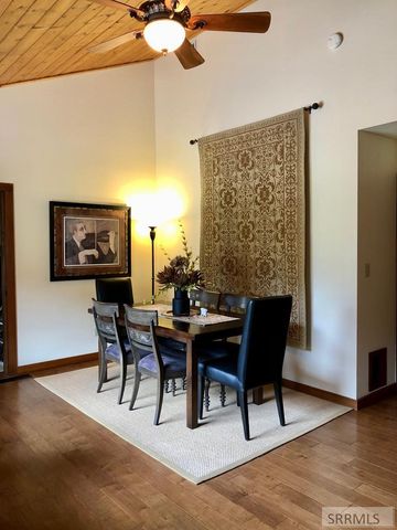 1874 S Hwy 93, Salmon, ID 83467