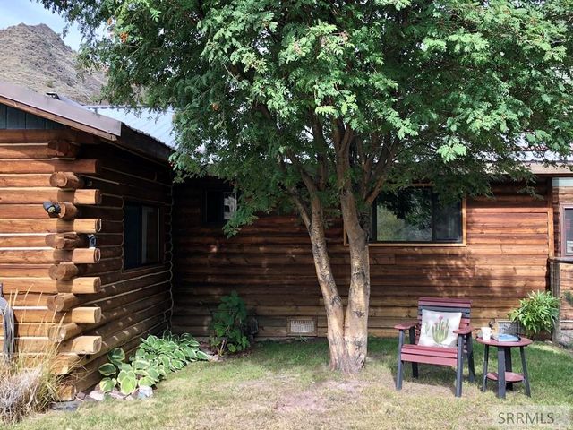 1874 S Hwy 93, Salmon, ID 83467