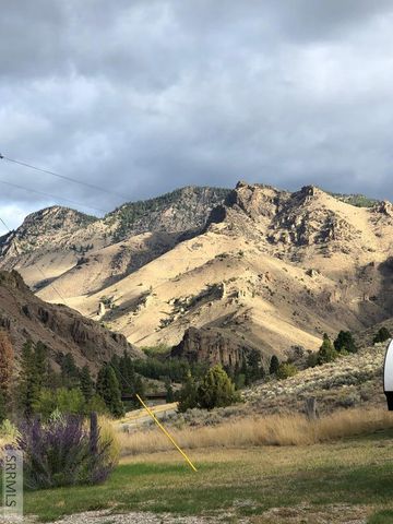 1874 S Hwy 93, Salmon, ID 83467