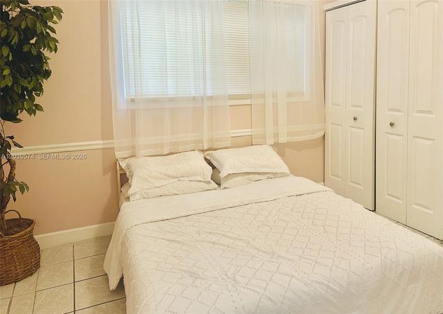 7021 Scott St., Hollywood, FL 33024