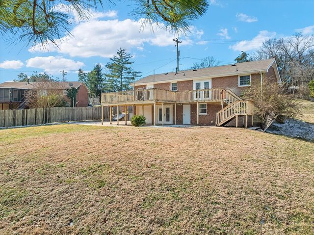 336 Cedarmont Dr, Nashville, TN 37211