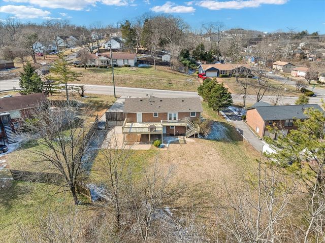 336 Cedarmont Dr, Nashville, TN 37211