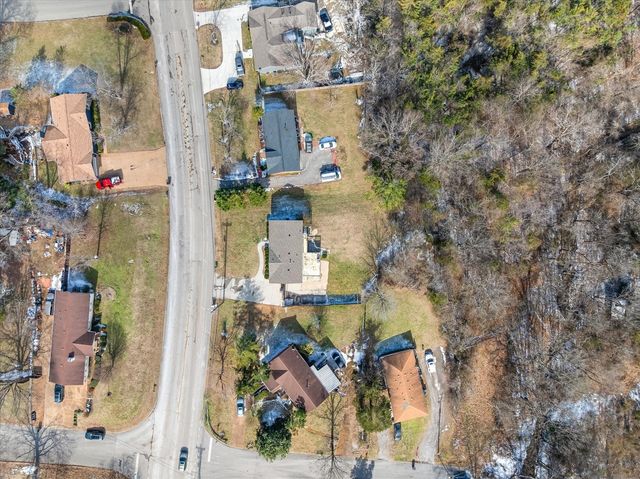 336 Cedarmont Dr, Nashville, TN 37211