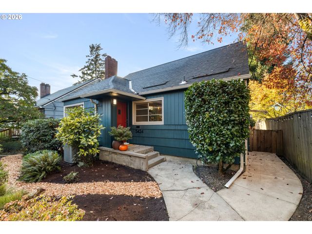 5424 Se REEDWAY St, Portland, OR 97206