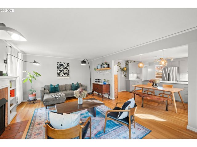 5424 Se REEDWAY St, Portland, OR 97206