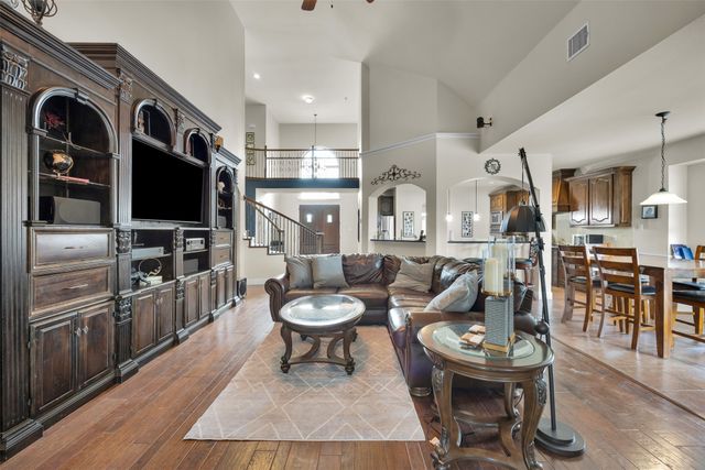 1810 Coyote Court, Midlothian, TX 76065