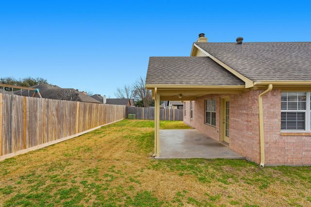 111 Taos Loop, Aledo, TX 76008