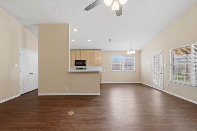 111 Taos Loop, Aledo, TX 76008