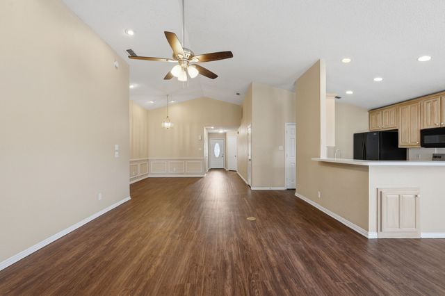 111 Taos Loop, Aledo, TX 76008