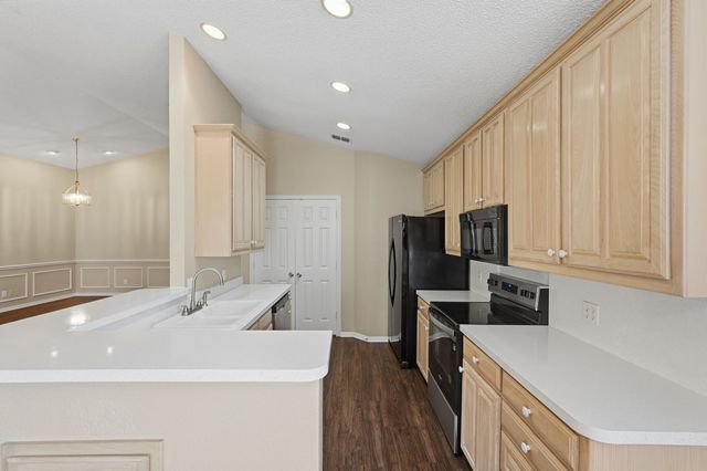 111 Taos Loop, Aledo, TX 76008