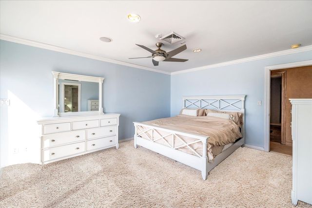 65 Shore Drive S, Copiague, NY 11726