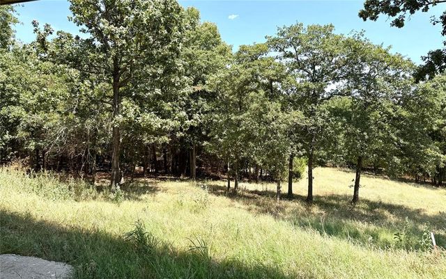 1651 Kiamichi Road, Norman, OK 73026