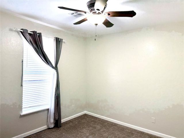 1651 Kiamichi Road, Norman, OK 73026