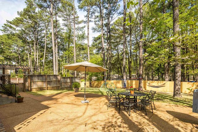 8302 BRYN MANOR LN, Germantown, TN 38139