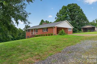 147 B And S Lane, Hickory, NC 28601