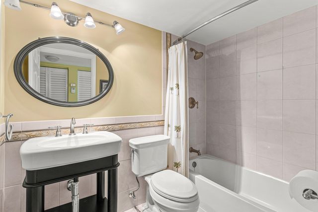 501 Waterside Drive, Hypoluxo, FL 33462