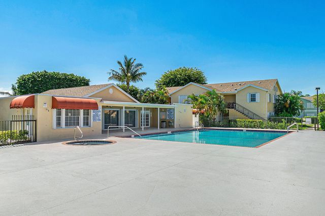 501 Waterside Drive, Hypoluxo, FL 33462