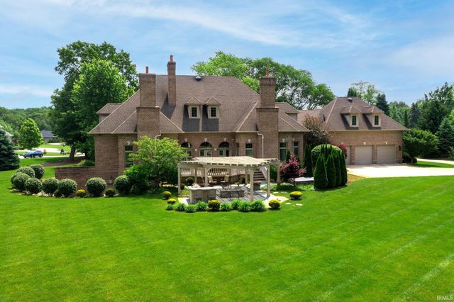 51933 Meadow Ridge Court, Granger, IN 46530