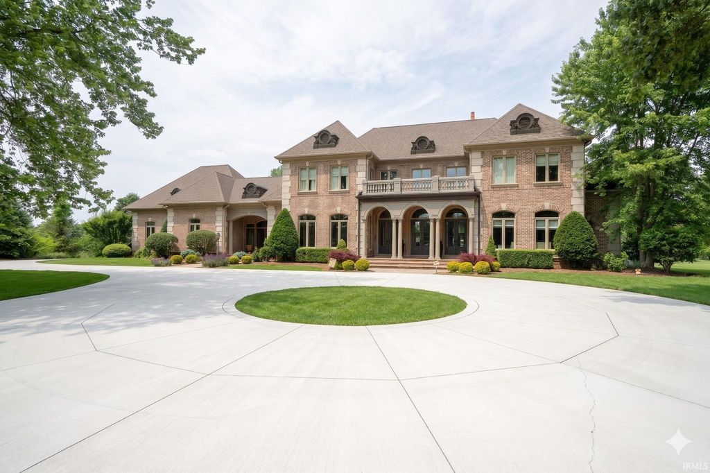 51933 Meadow Ridge Court, Granger, IN 46530