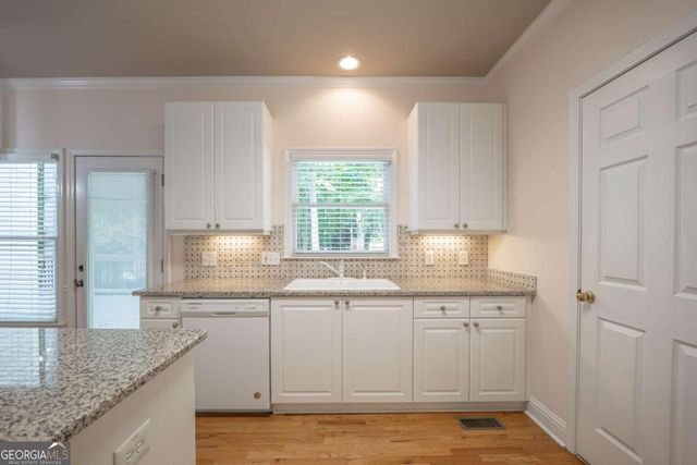 2059 Woodside Park Drive, Woodstock, GA 30188
