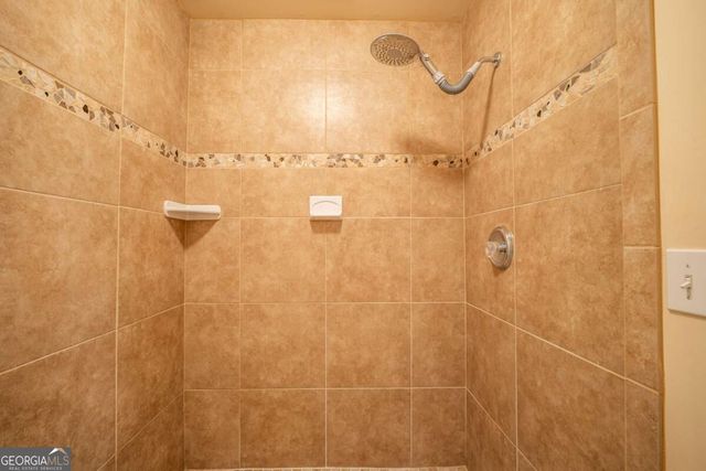 2059 Woodside Park Drive, Woodstock, GA 30188