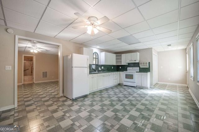 2059 Woodside Park Drive, Woodstock, GA 30188