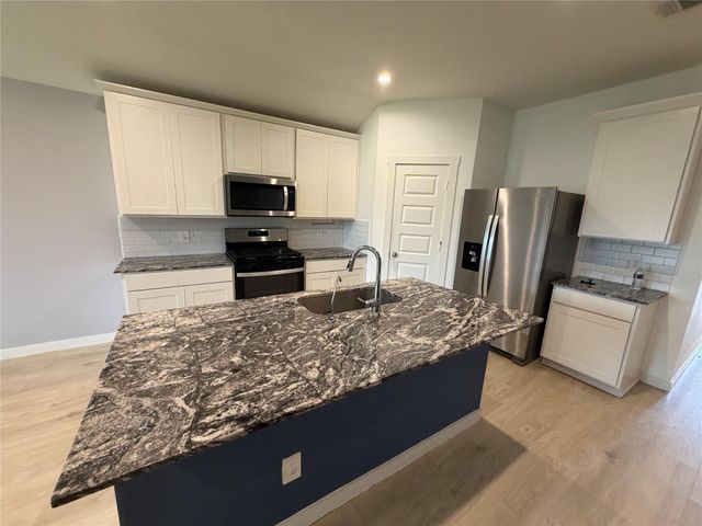 1618 Fleetwood Crossing, Arcola, TX 77545