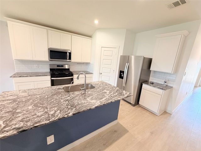 1618 Fleetwood Crossing, Arcola, TX 77545