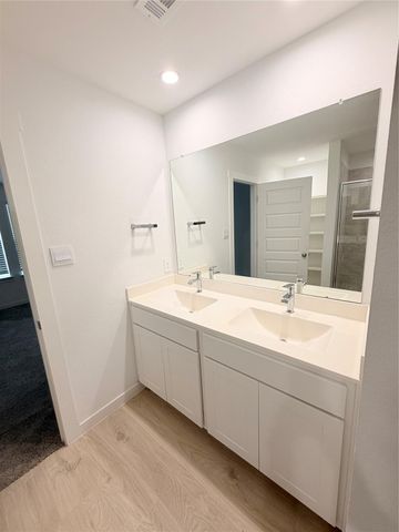 1618 Fleetwood Crossing, Arcola, TX 77545