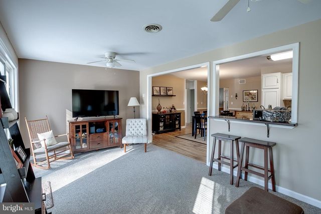 32 FINCHLEY CT, Southampton, NJ 08088