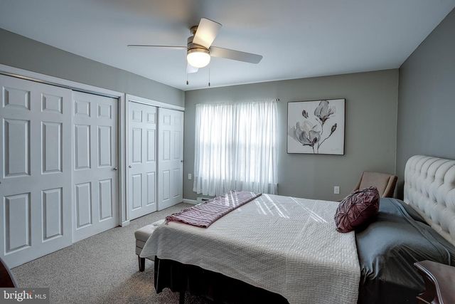 32 FINCHLEY CT, Southampton, NJ 08088
