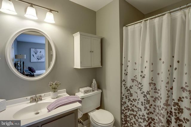32 FINCHLEY CT, Southampton, NJ 08088