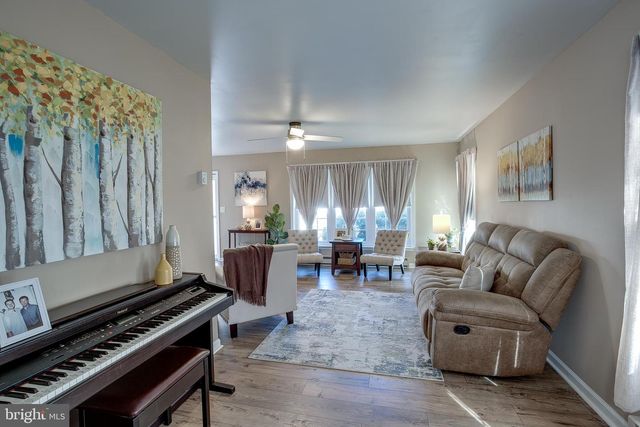 32 FINCHLEY CT, Southampton, NJ 08088