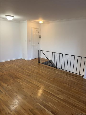500 Kensington Lane, Bethpage, NY 11714