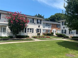 500 Kensington Lane, Bethpage, NY 11714