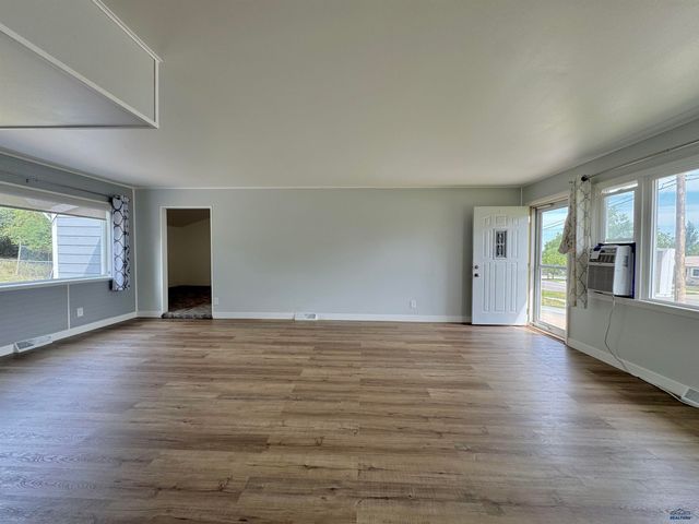 2725 ELM AVE, Rapid City, SD 57701